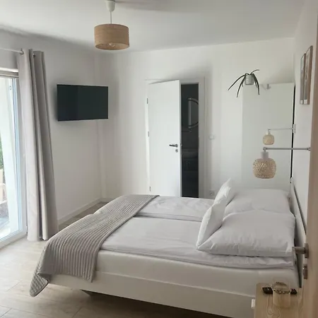 Sportowa 10 게스트하우스