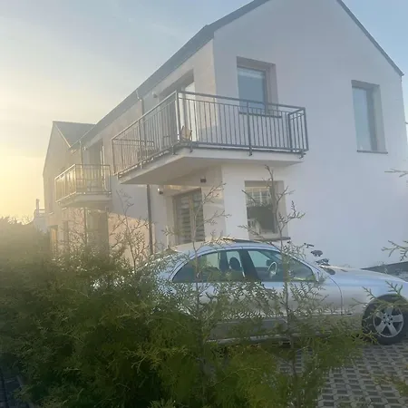 Sportowa 10 게스트하우스