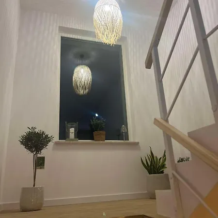 Sportowa 10 게스트하우스 3*